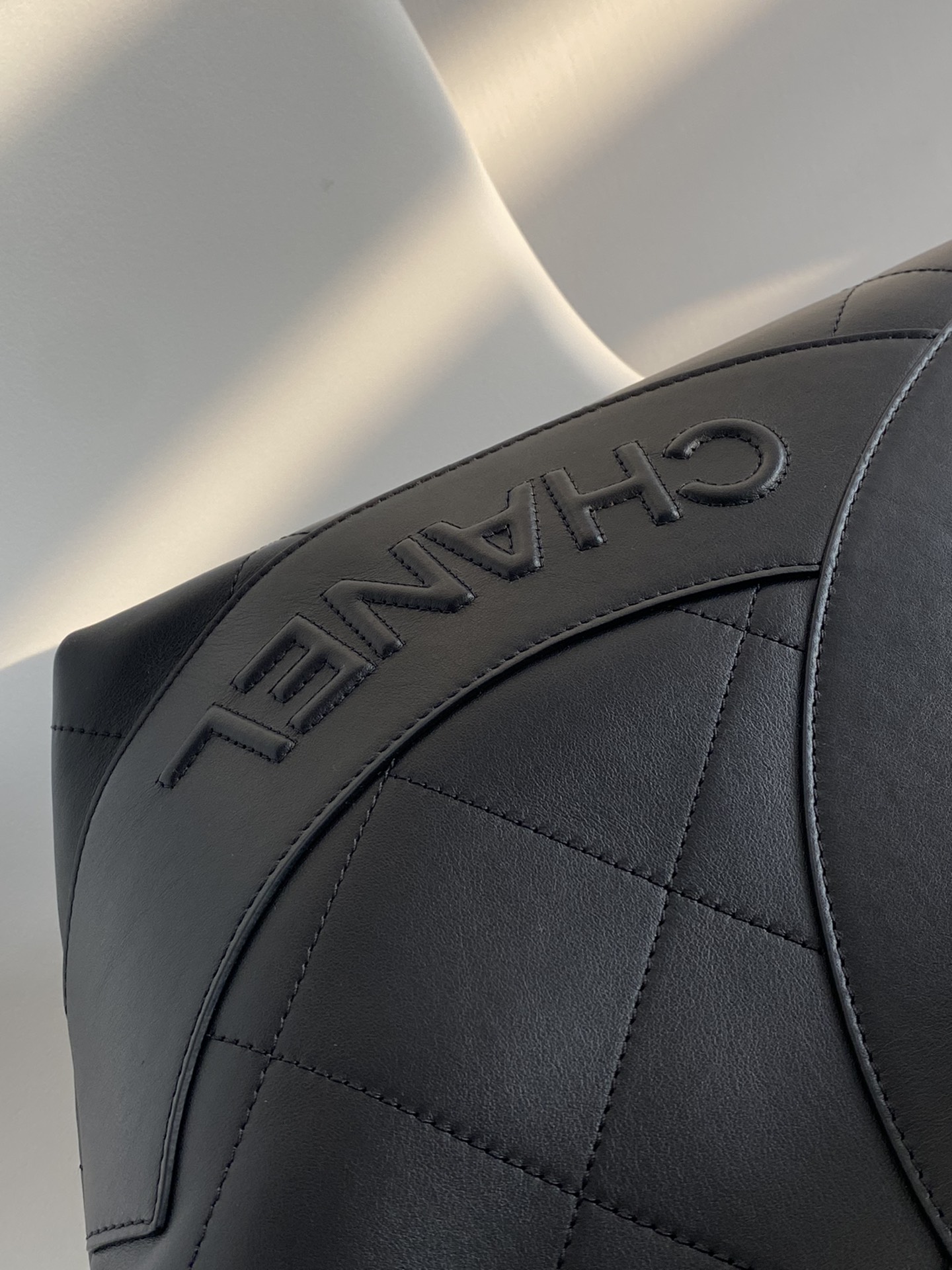 Ch@nel Tote-39*39*5CM