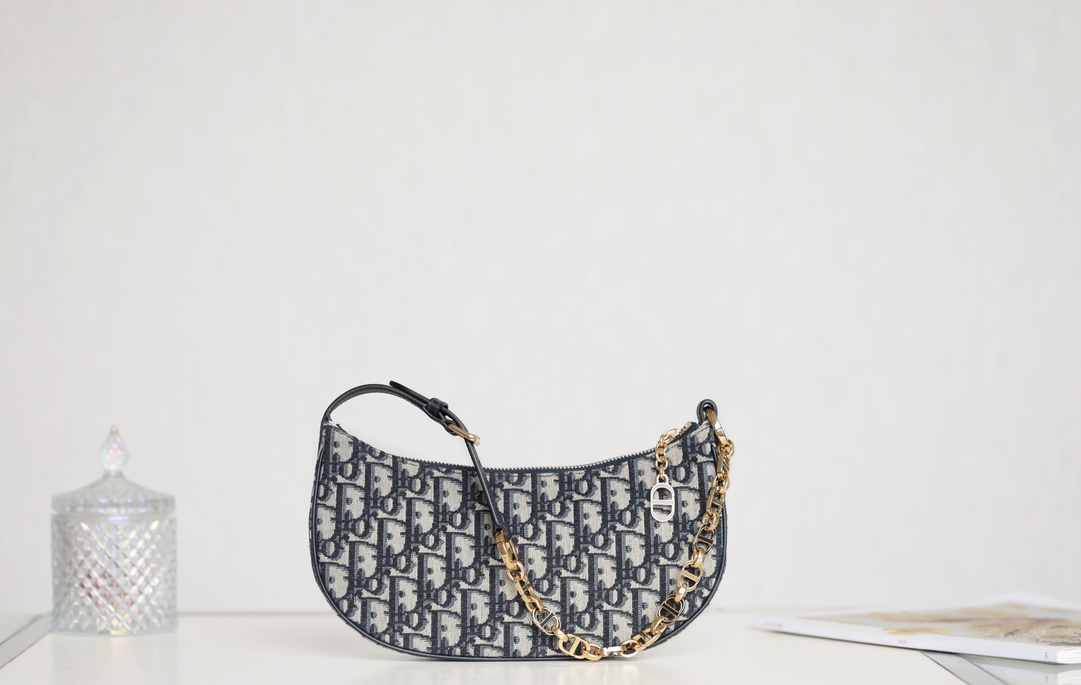 D*or cd lounge bag-26 x 15 x 5.5 cm