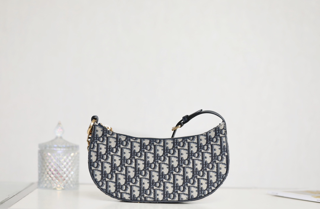 D*or cd lounge bag-26 x 15 x 5.5 cm