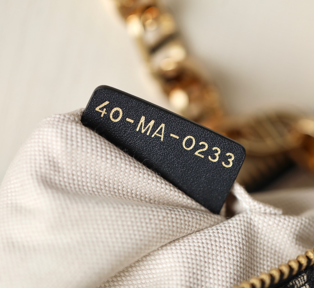 D*or cd lounge bag-26 x 15 x 5.5 cm