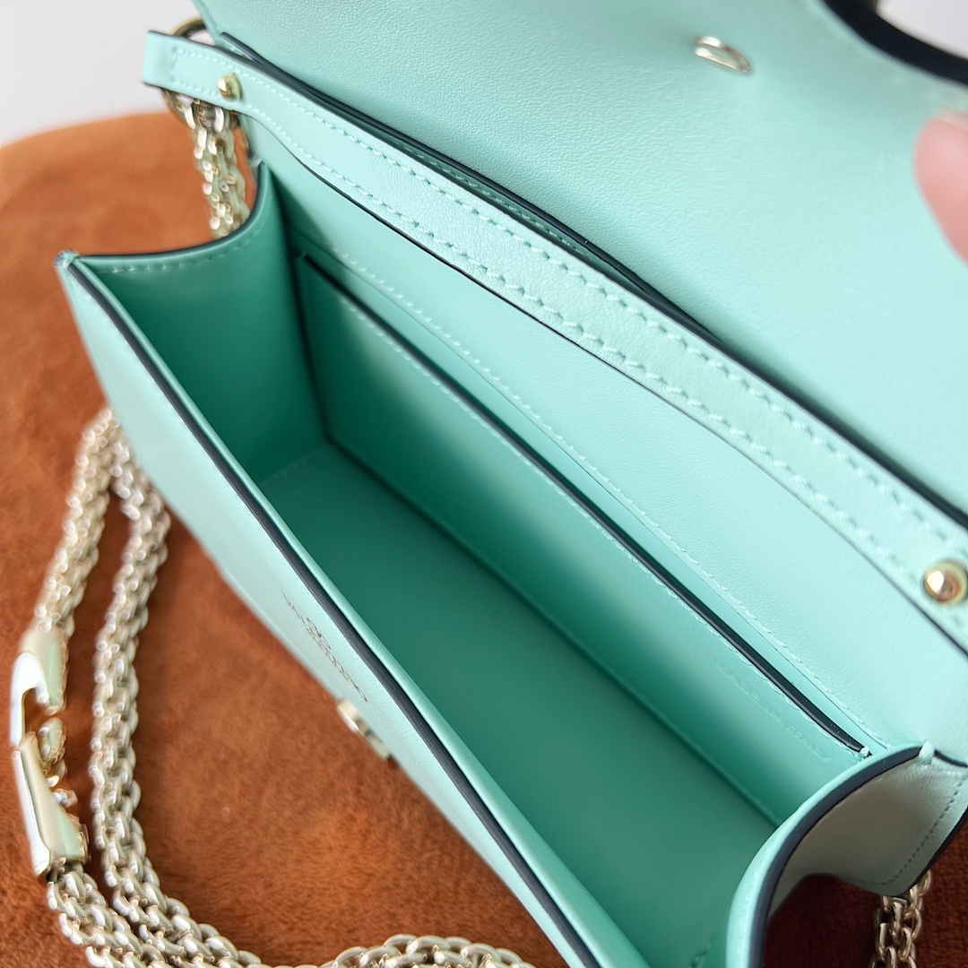 Va1e*ntin0 garavani signature bag-20×11×5cm