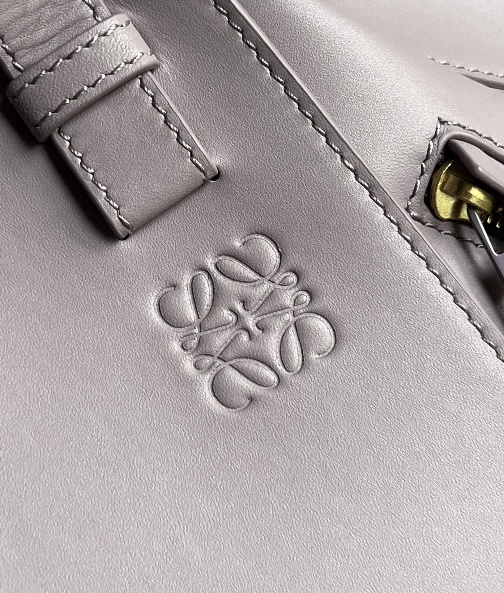 L0ew* hammock bag-19.5*14.4*20.8cm