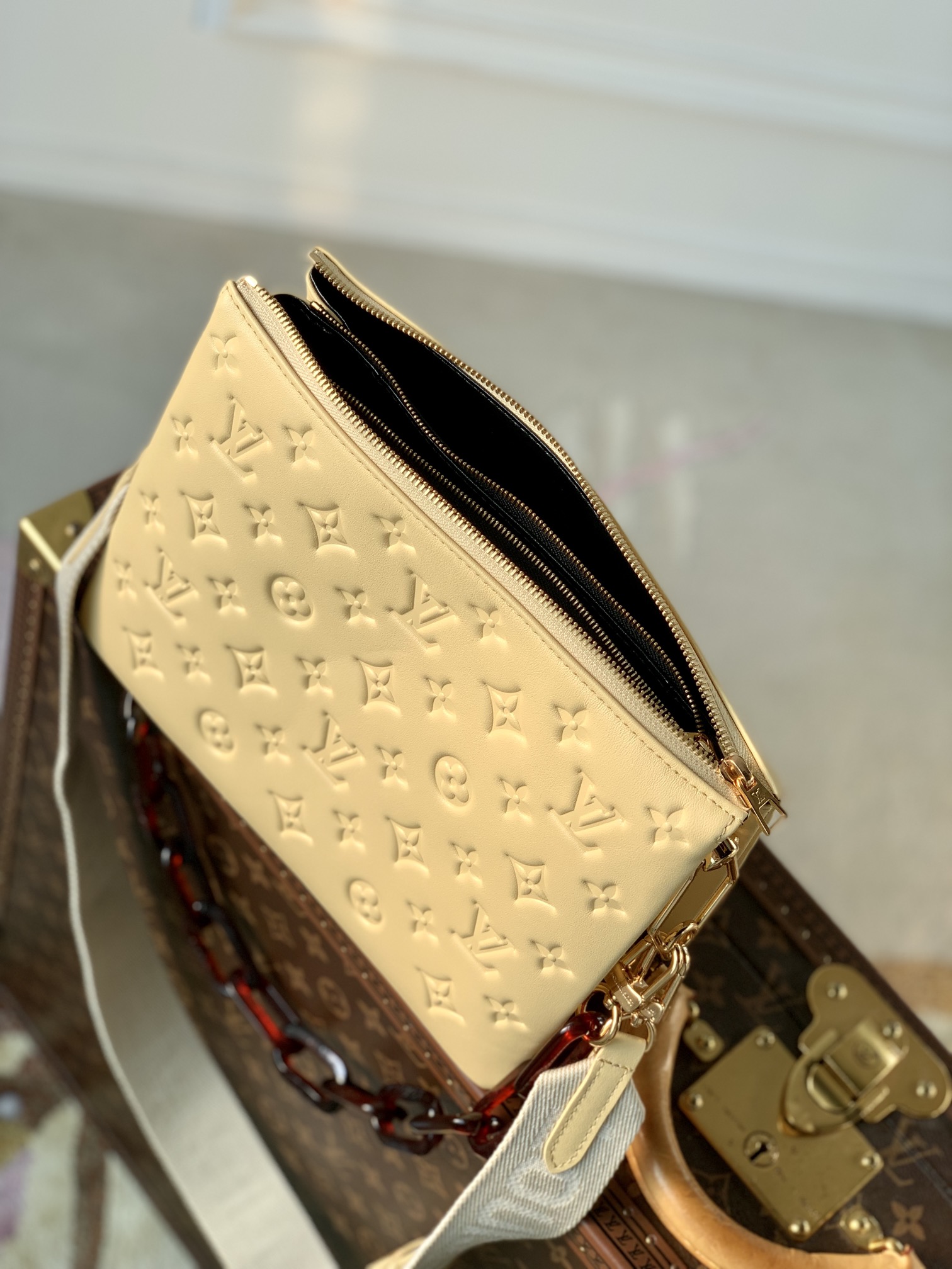 l0*is V*t0n coussin handbags-26*20*12cm