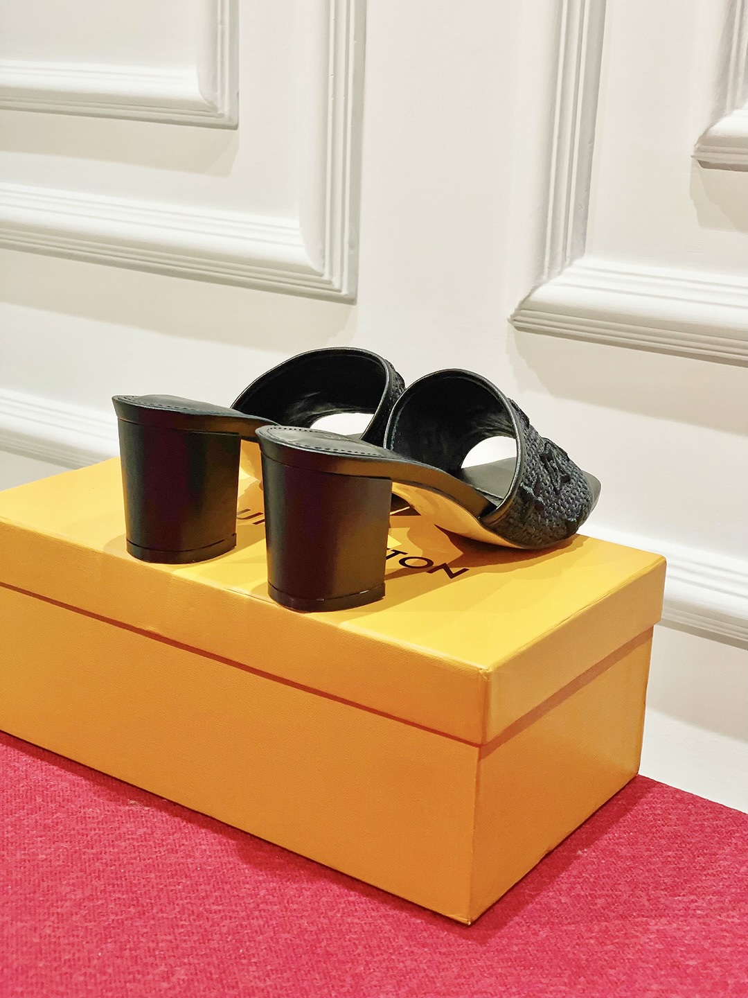 l0*is V*t0n slippers-6.5cm