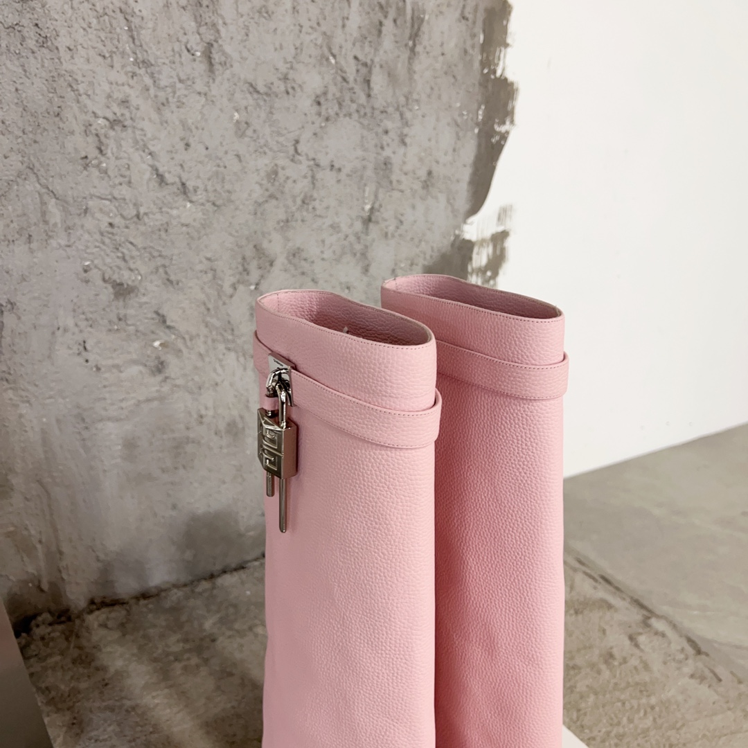 G1uenchy boots(eu35-41)