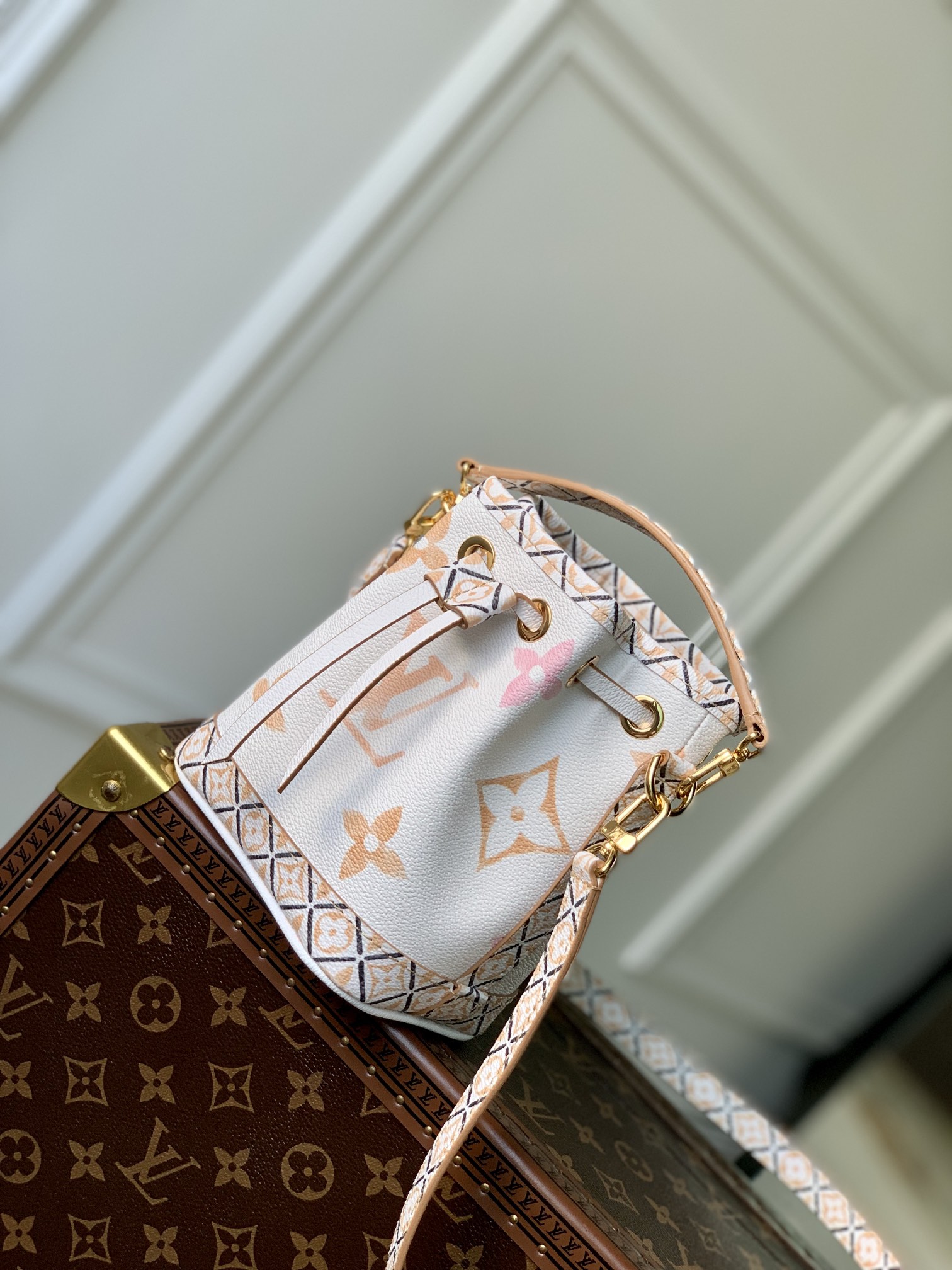 l0*is V*t0n nano noé-13*16*10cm