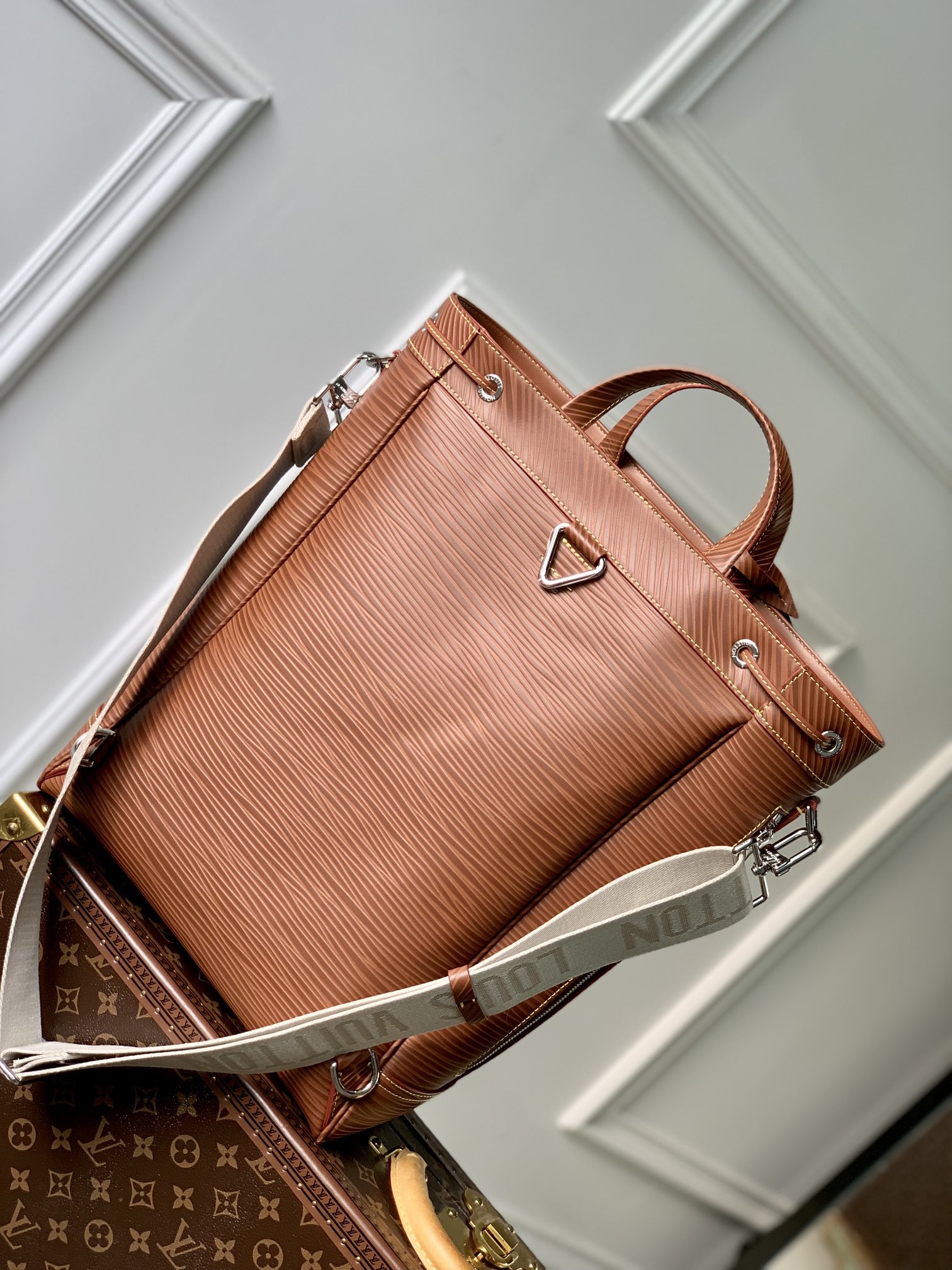 l0*is V*t0n maxi noé sling handbag-34 x 48 x 18cm