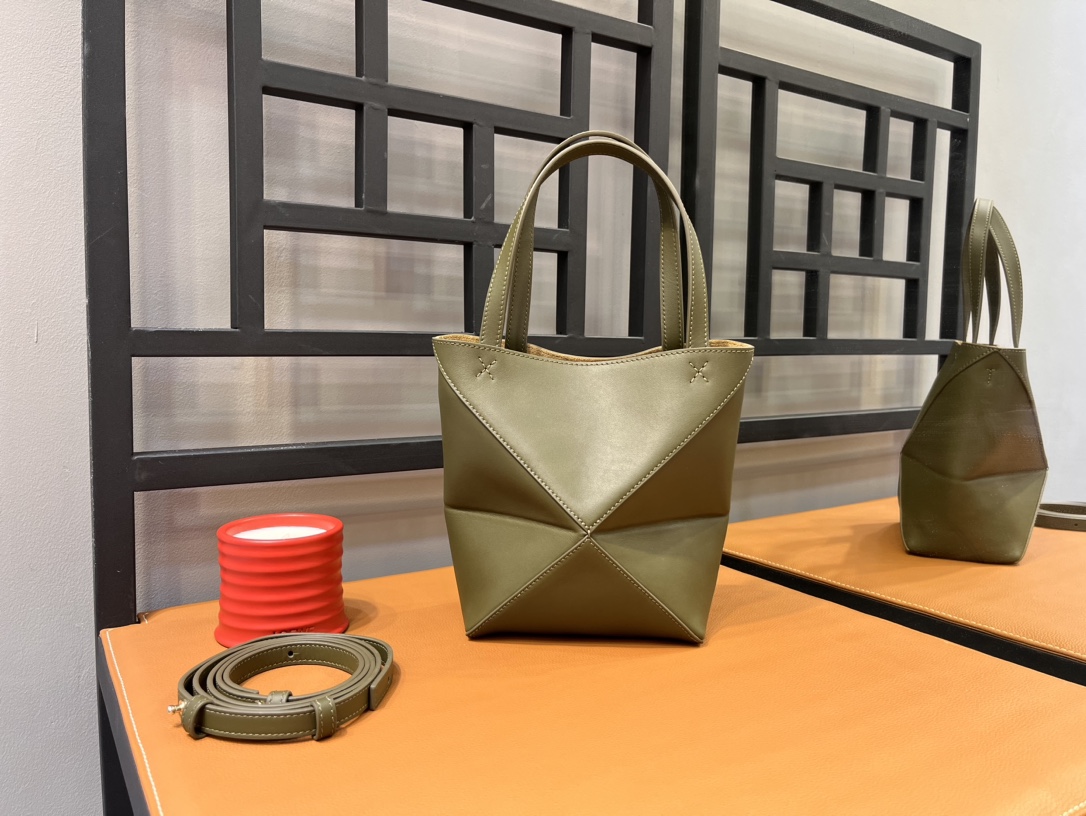 L0ew* puzzle tote-16.5/9.5/20cm