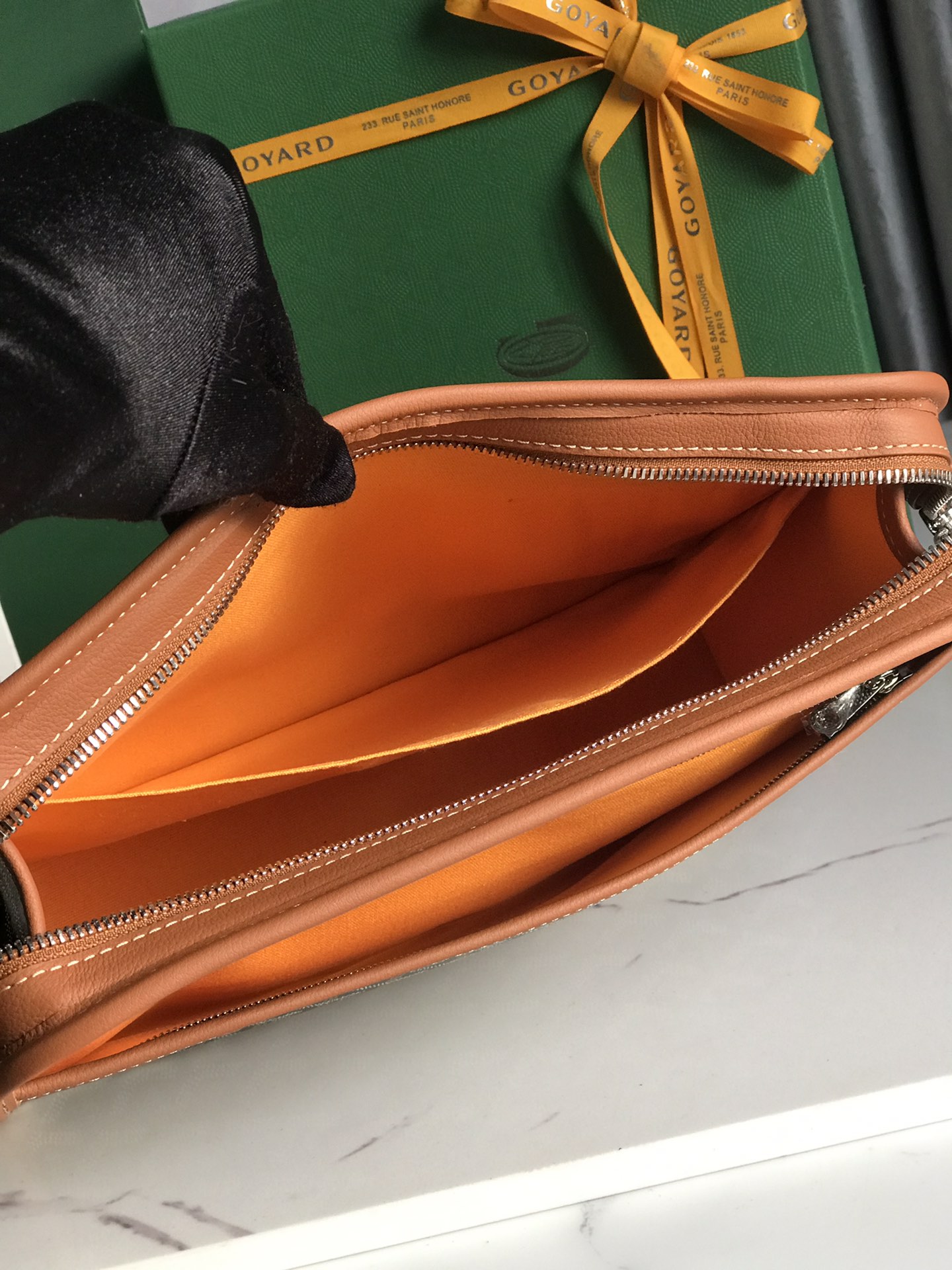 Go*ard toiletry bag-30x23×7.5cm