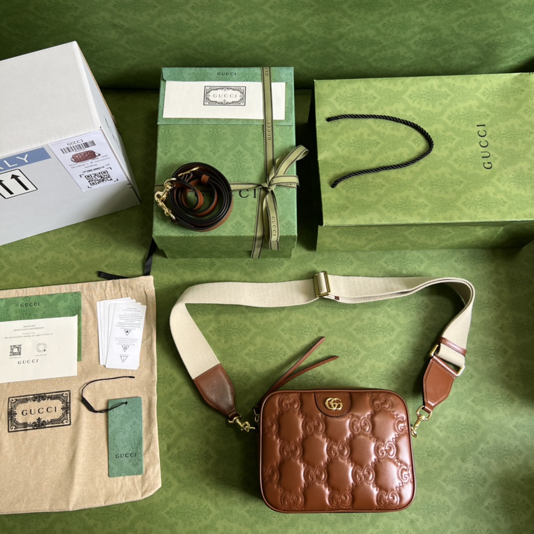 G*u*i ophidia bag-21.5x 17x 7.5cm