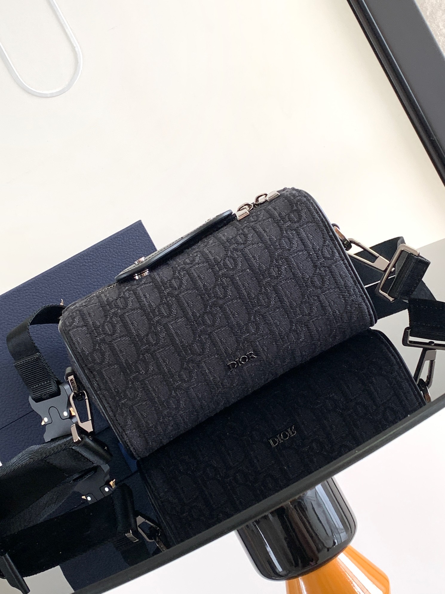 Dio Lingot 22 Bag-22 x 10.5x 12.5CM