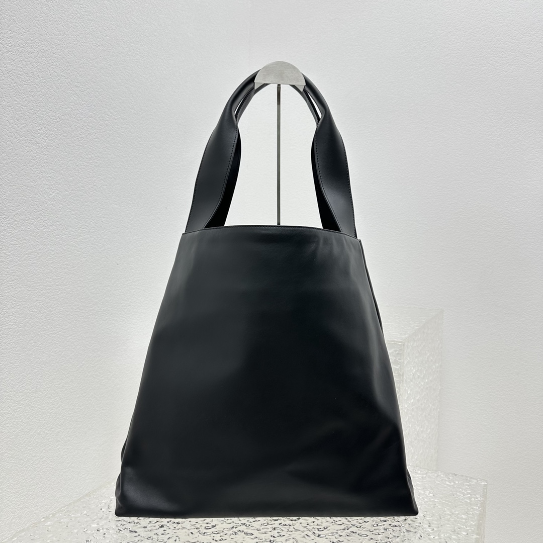M*um*u hobo tote-38.5*11*39cm