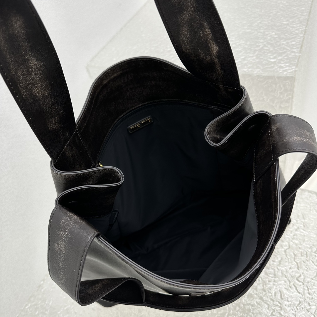 M*um*u hobo tote-38.5*11*39cm