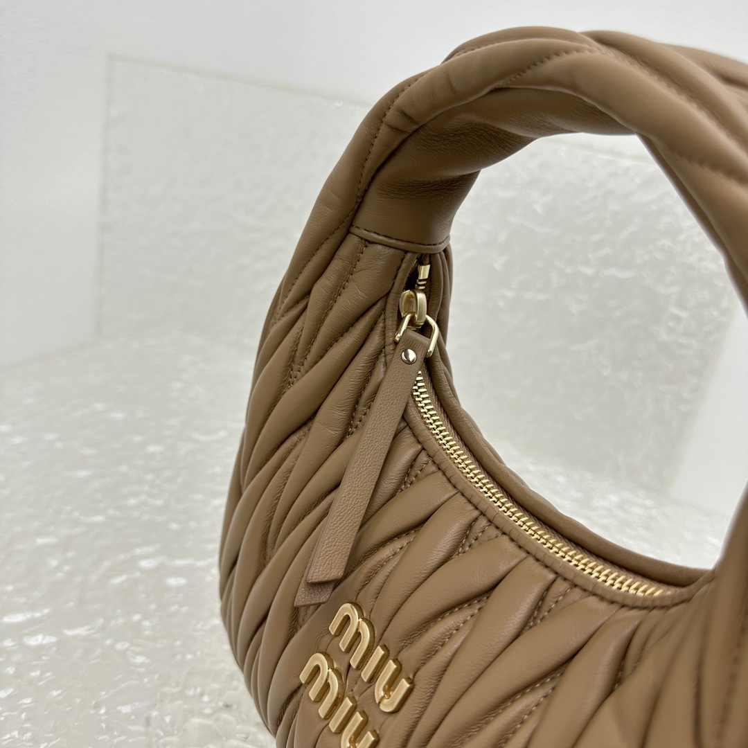 M*um*u wander hobo bag-20*6*17cm