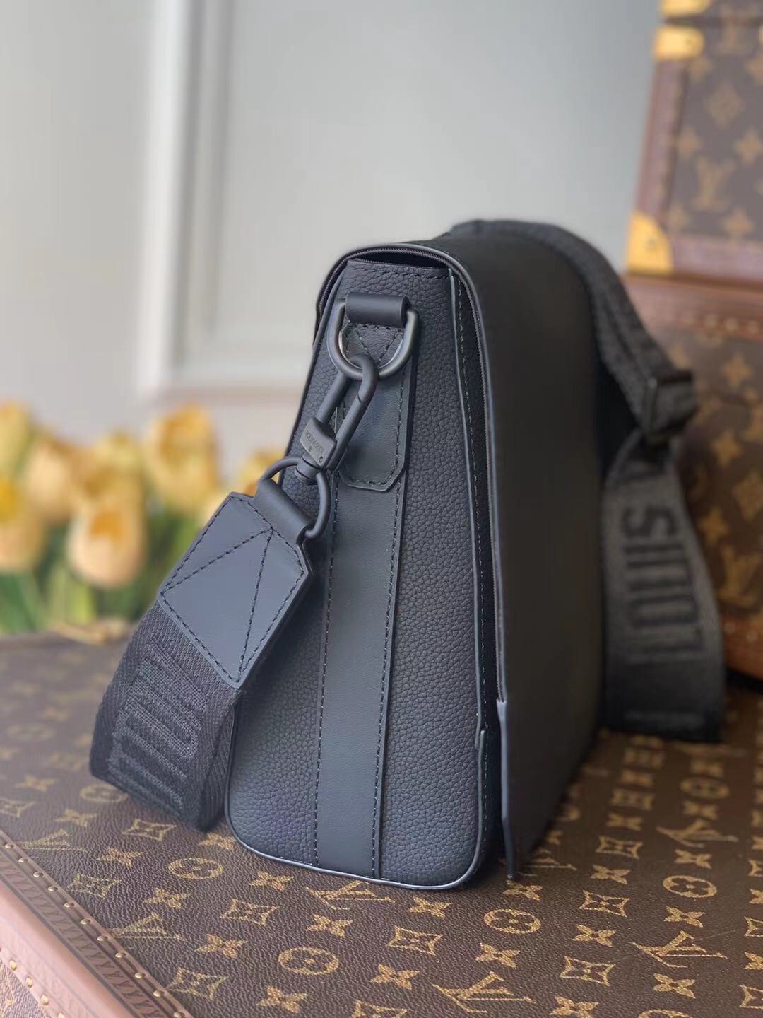 l0*is V*t0n aerogram bag-m57080-28x24x10cm