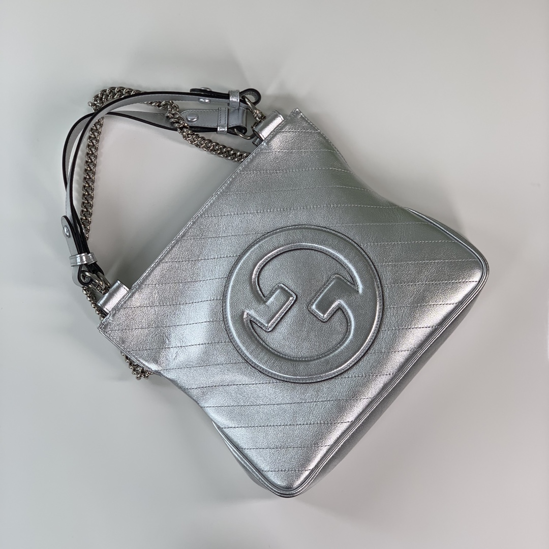 G*u*i blondie tote-24x30x6cm