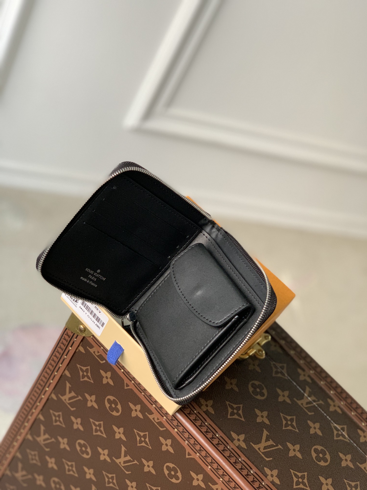 l0*is V*t0n wallet-m81558-11.5 x 10.5 x 2cm