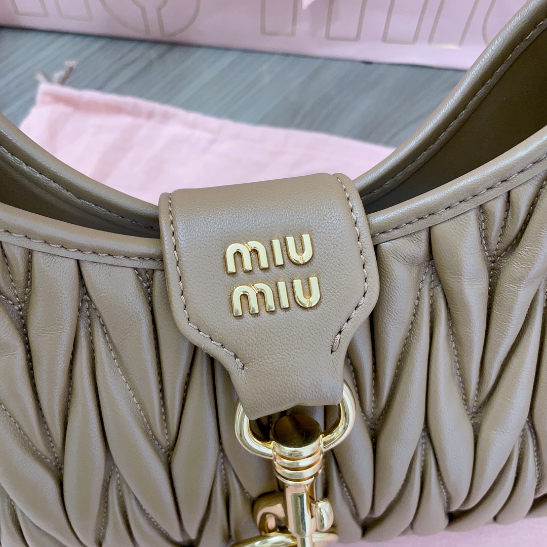 M*um*u hobo bag-29*15*4cm