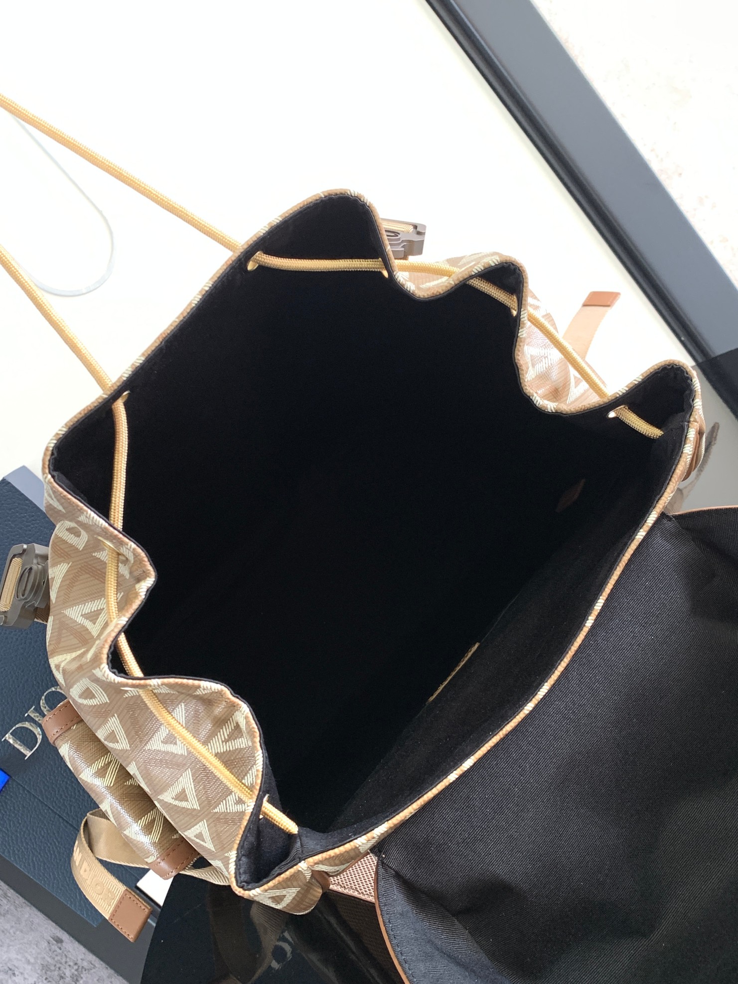 D*or hit the road backpack-43 x 51 x 20cm