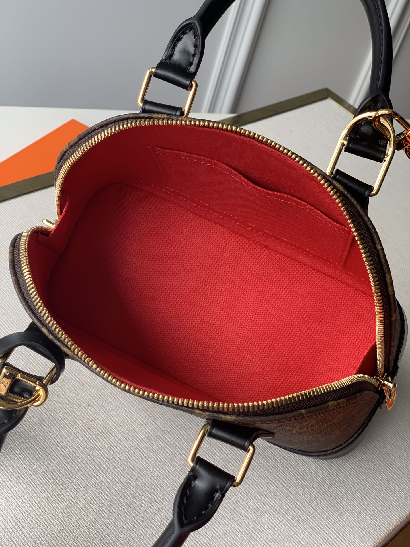 l0*is V*t0n m41327 alma bb-25*19*12cm