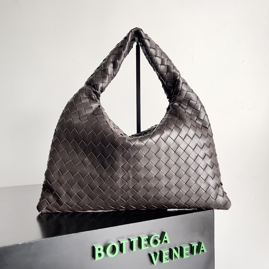 bo*te*ga Ve*ne*ta hop bag-41*20*8cm