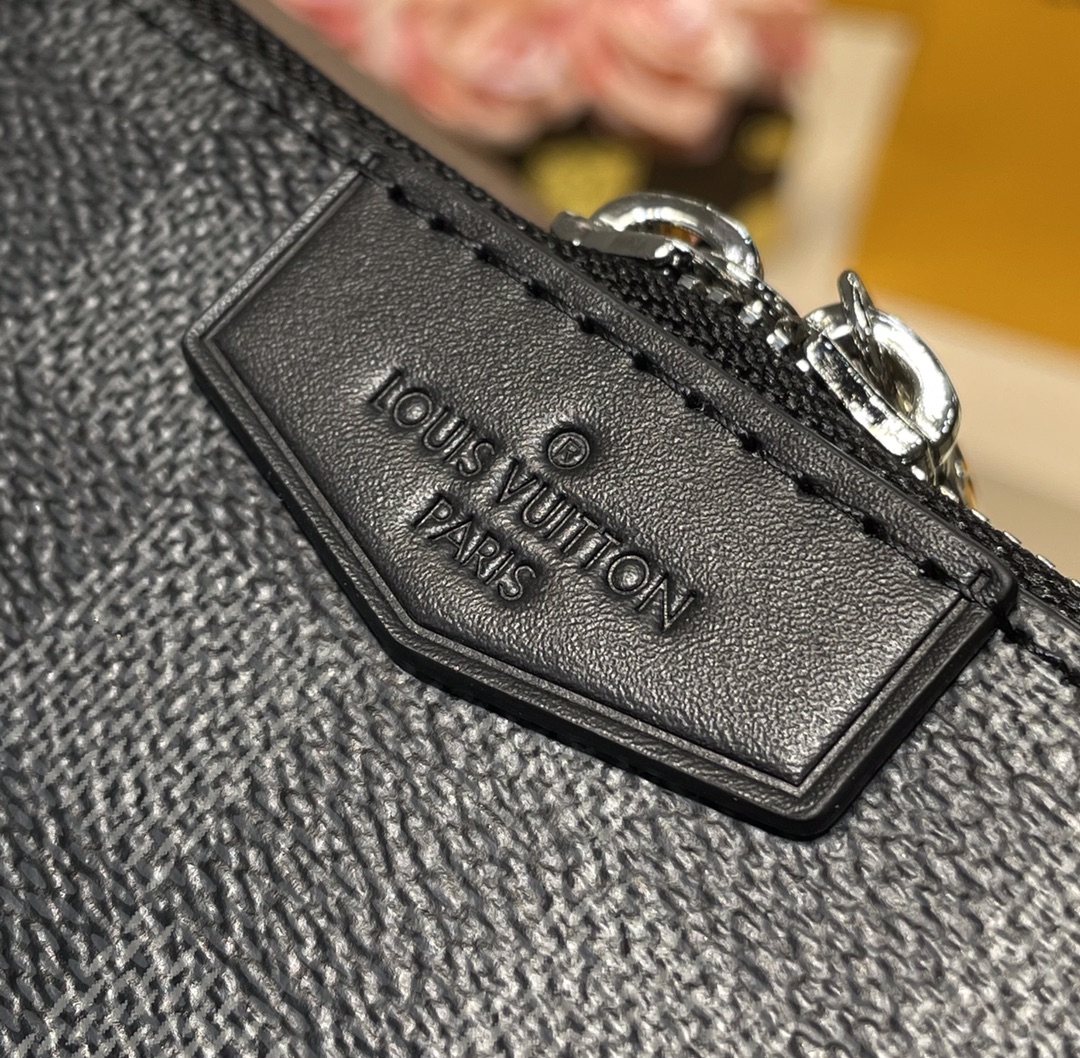 l0*is V*t0n alpha wearable bag-m22481-18.5 x 11.0 x 6.5cm