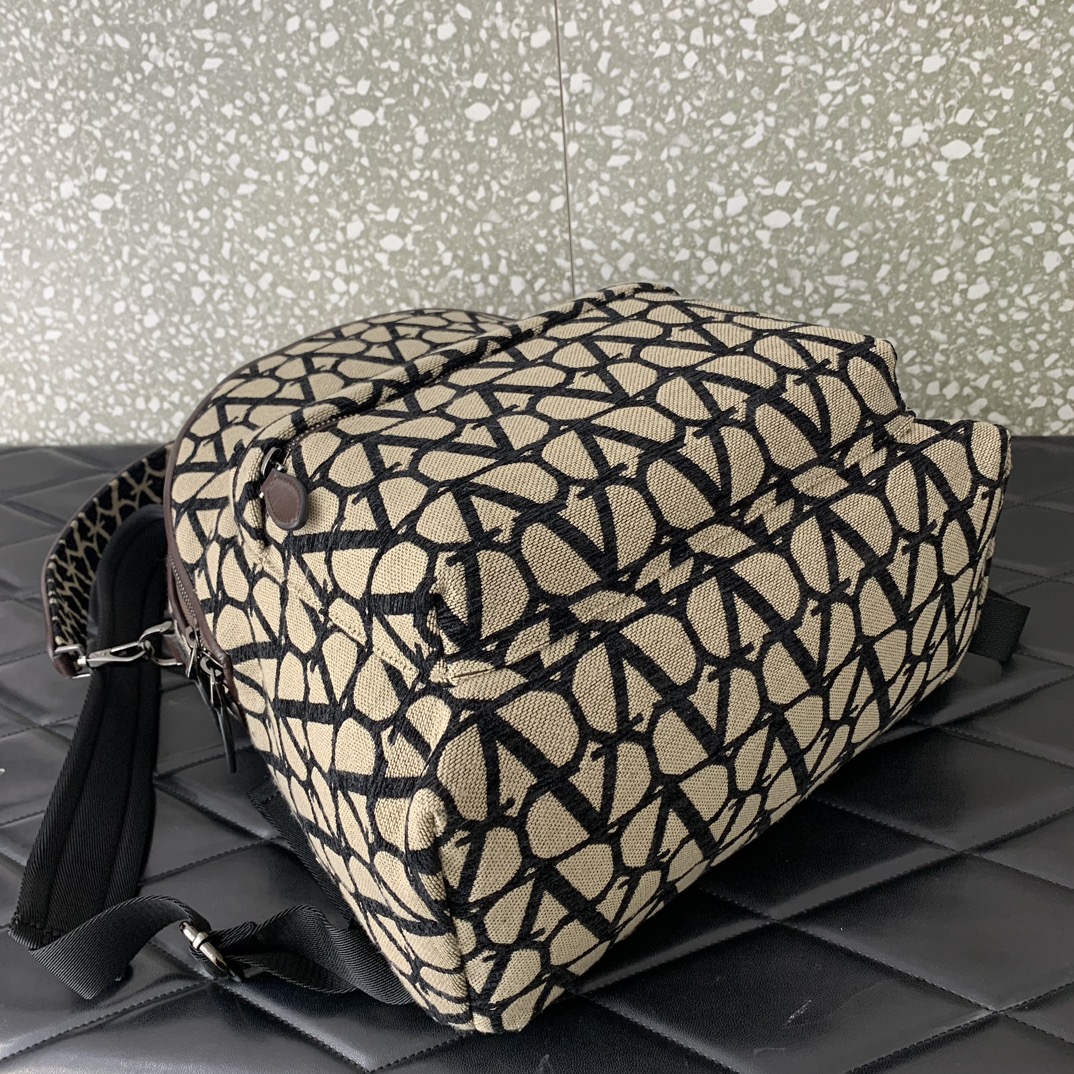 Va1e*ntin0 garavani la troisieme toile lconographe bakcpack-30*42*33cm