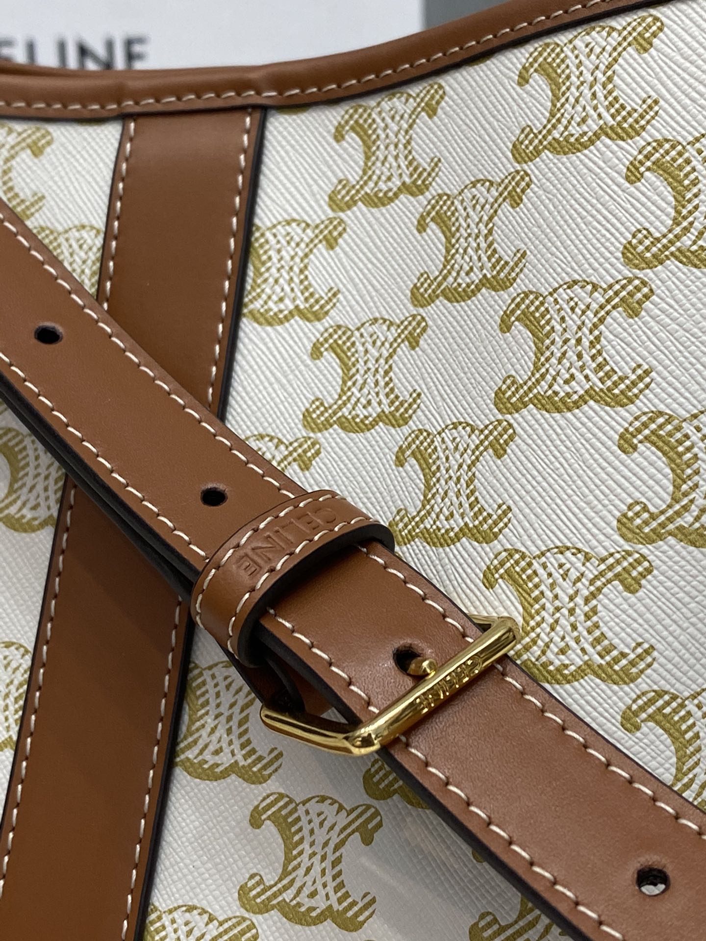 Ce**e triomphe bucket-22×30×13cm