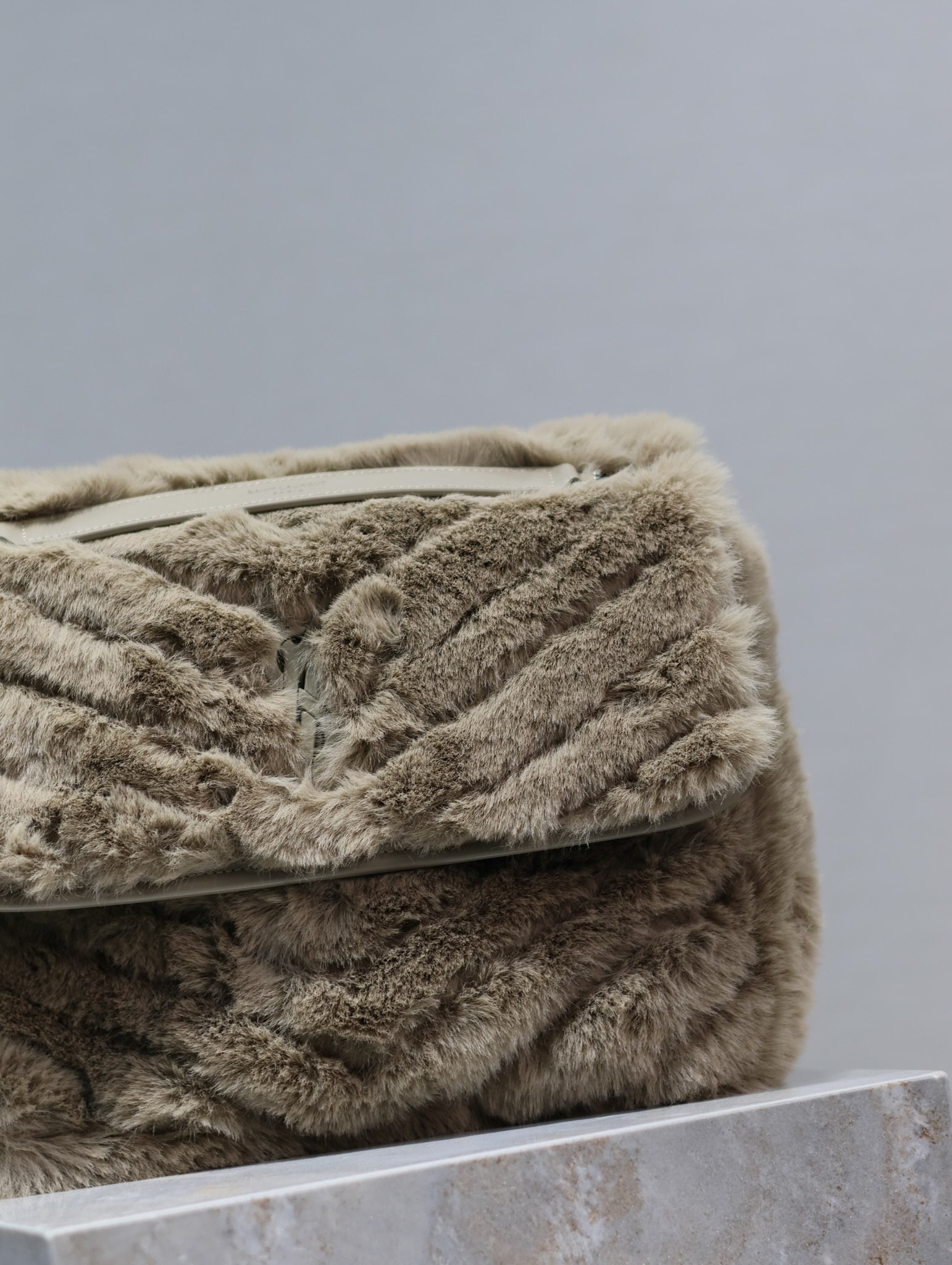 Y*L niki bag-28*20*8.5cm