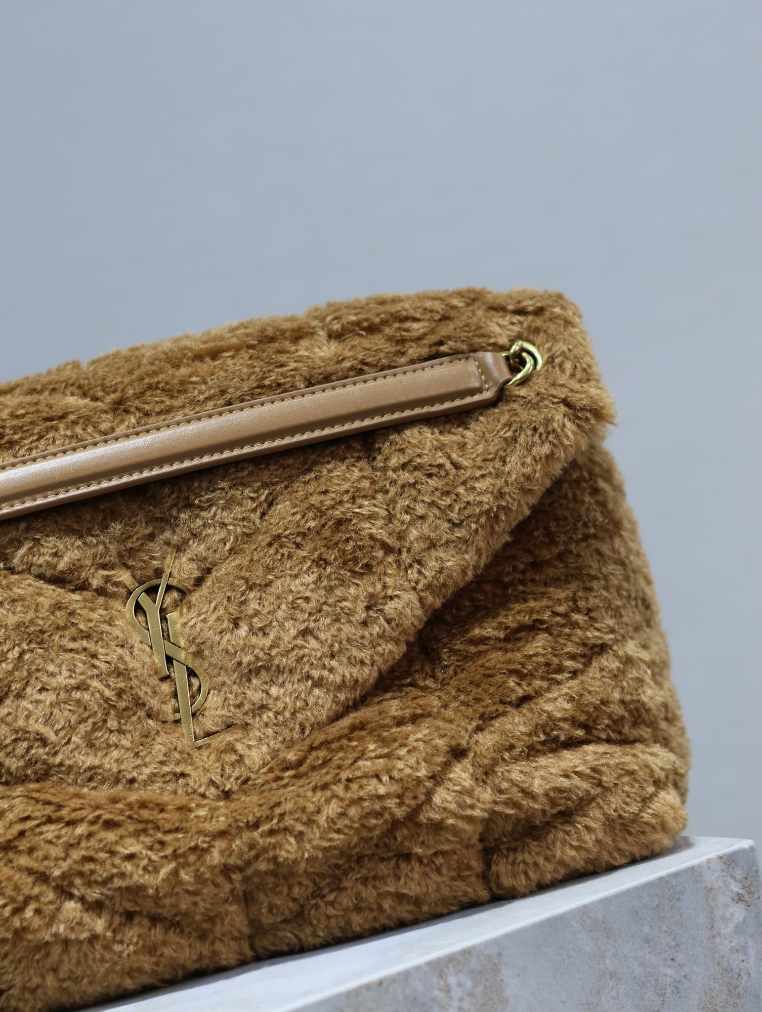 Y*L large loulou puffer-35×23×13.5cm