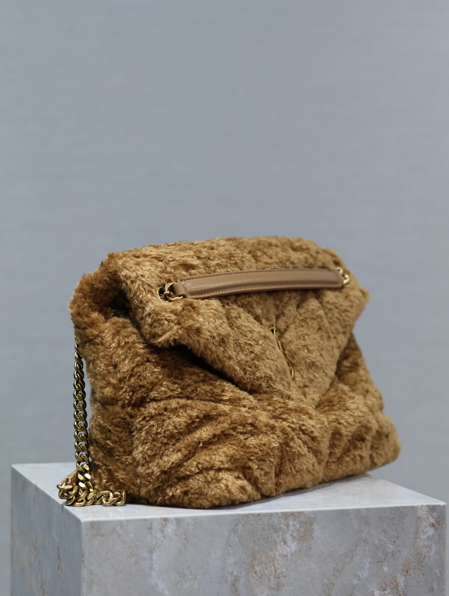 Y*L large loulou puffer-35×23×13.5cm