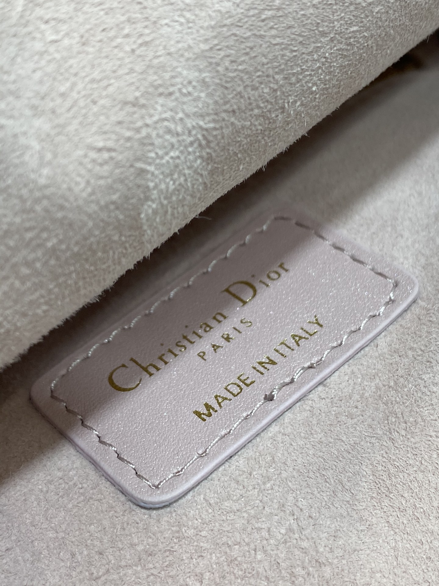 lady D*or bag-gold hardware-20*16.5*8cm