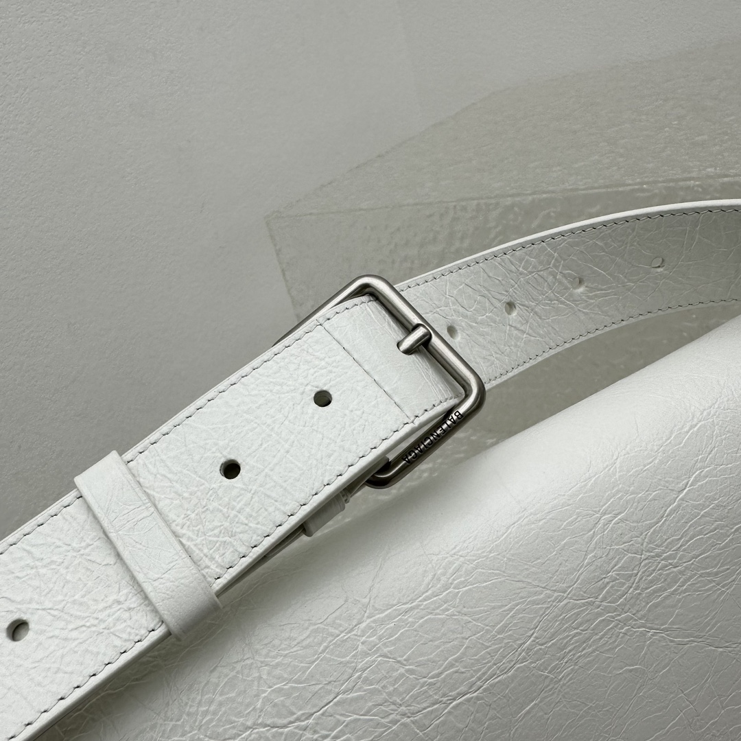 Ba*len*cia*ga bb soft bag-24*36*4cm