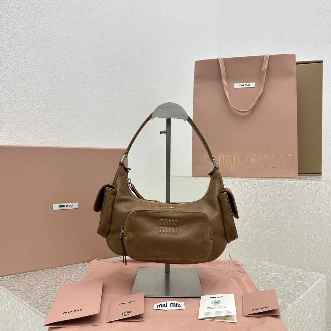 M*um*u vintage bag-21*6*12cm