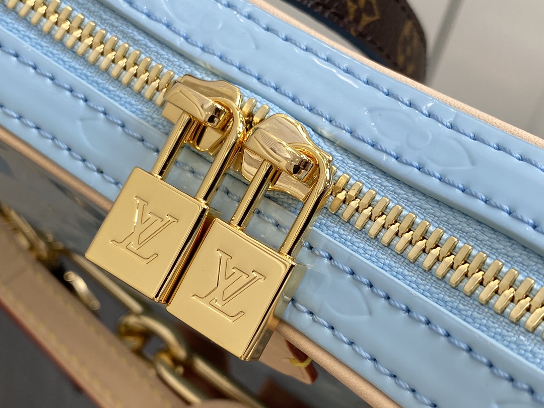 l0*is V*t0n croissant m24021-21 x 13 x 7cm