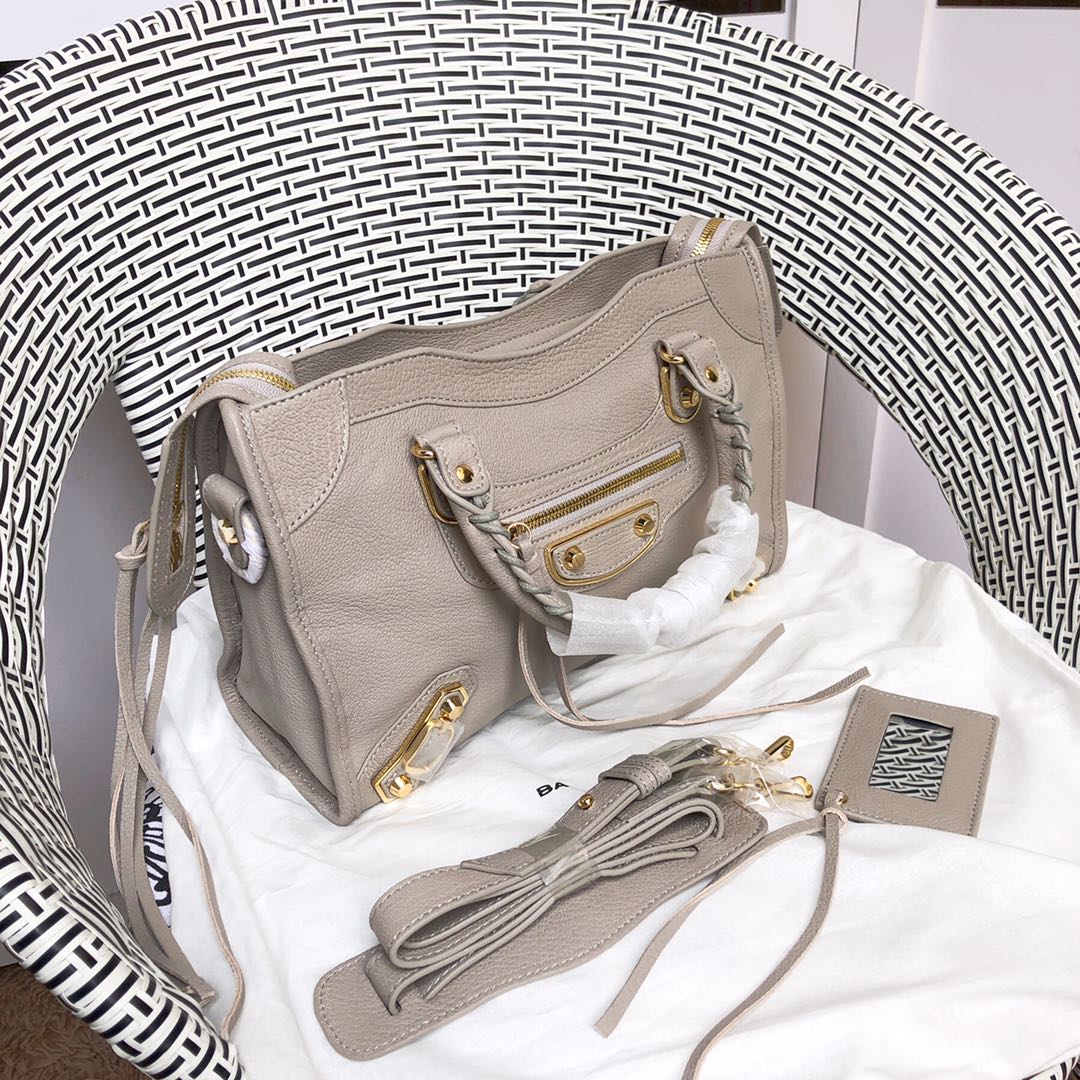 Ba*len*cia*ga graffiti classic city