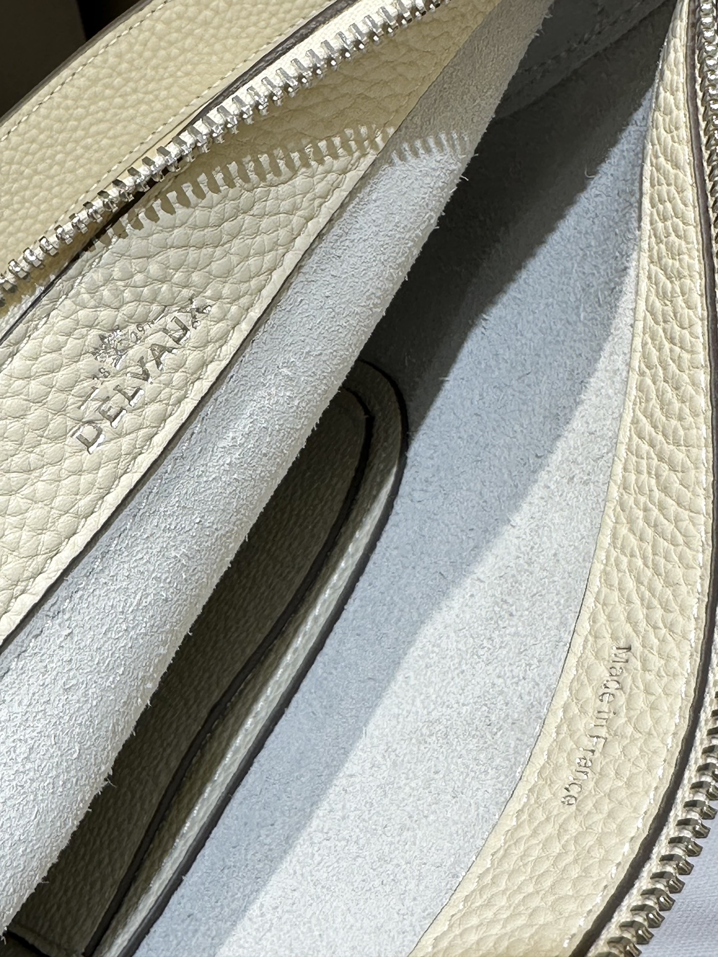 De1uavx pin swing tote-29*9*20cm