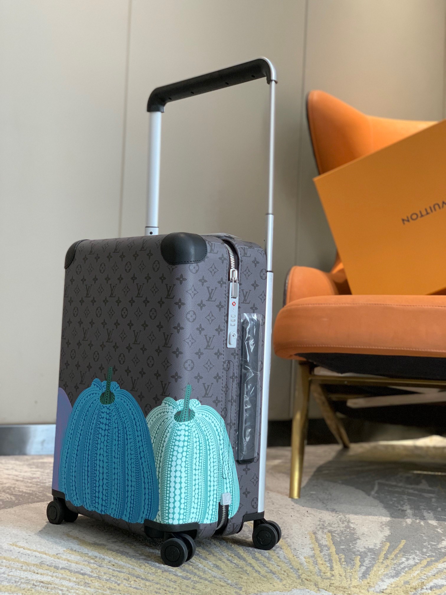 l0*is V*t0n horizon 55-38*55*21cm