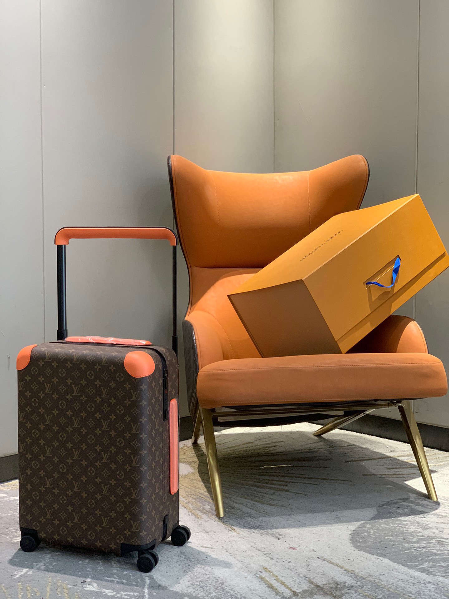 l0*is V*t0n horizon 55-‭38*55*21cm