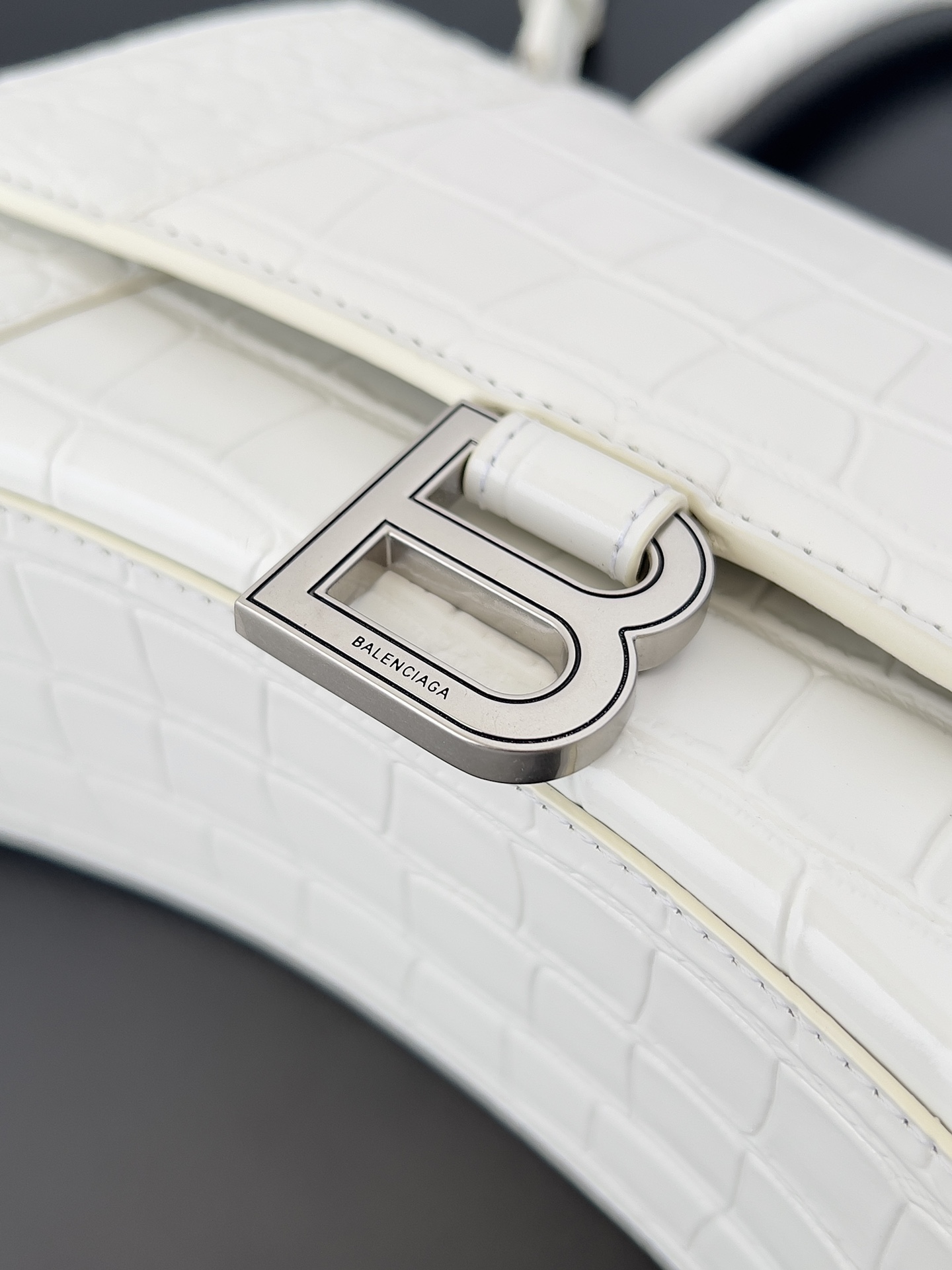 Ba*len*cia*ga hourglass bag-23x10x24cm