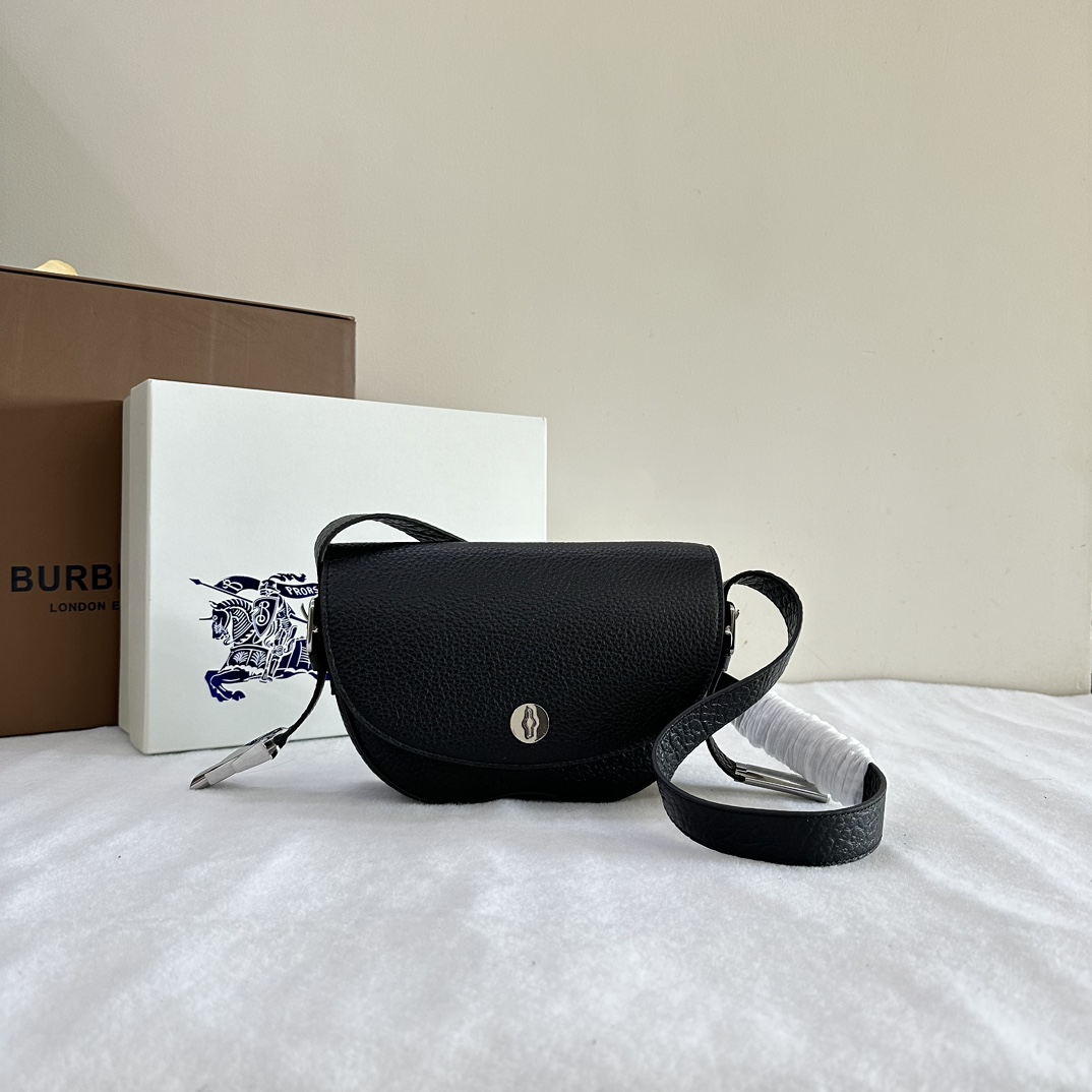 B**rry ches bag-25*6.5*17.5cm