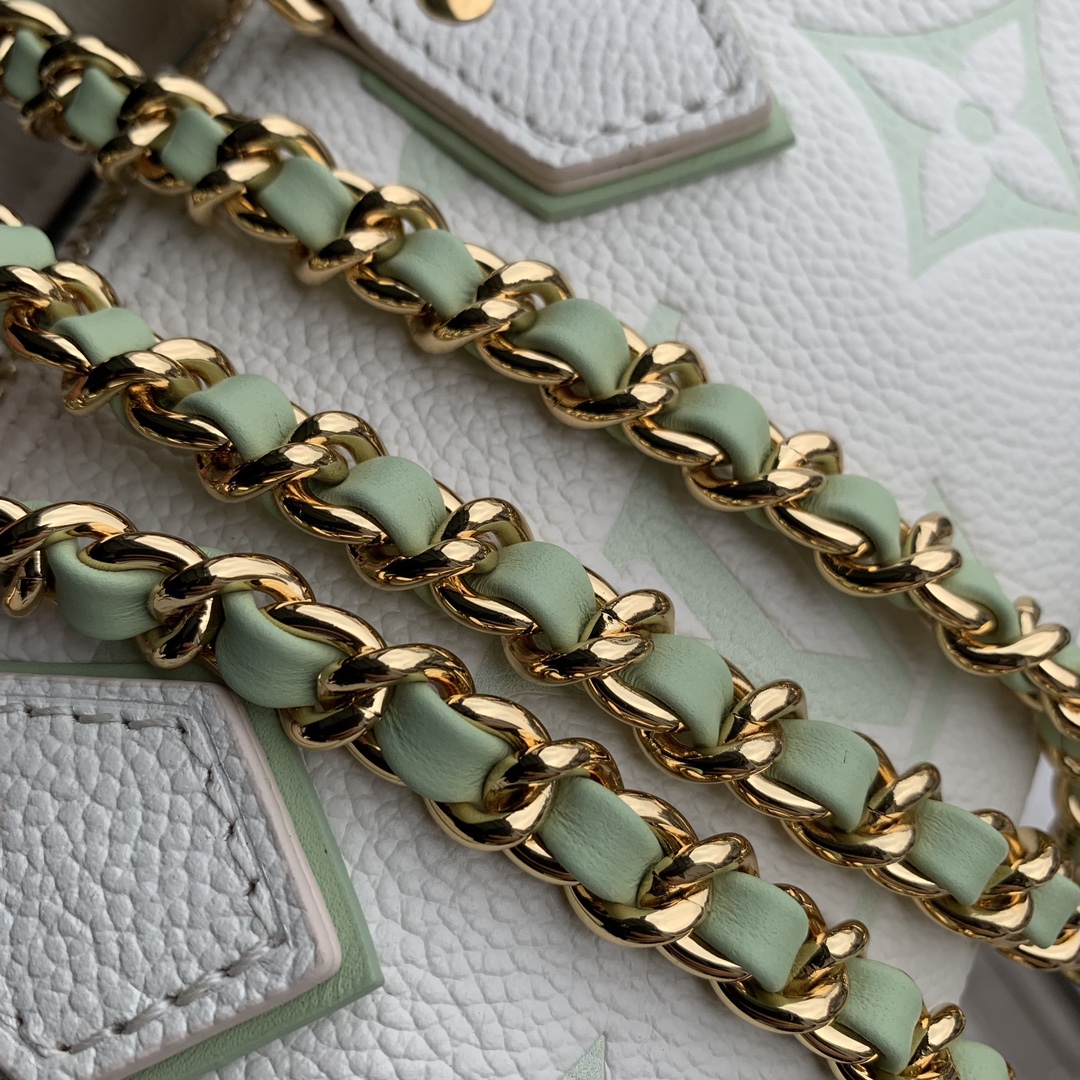 l0*is V*t0n nano speedy-16*10*7.5cm