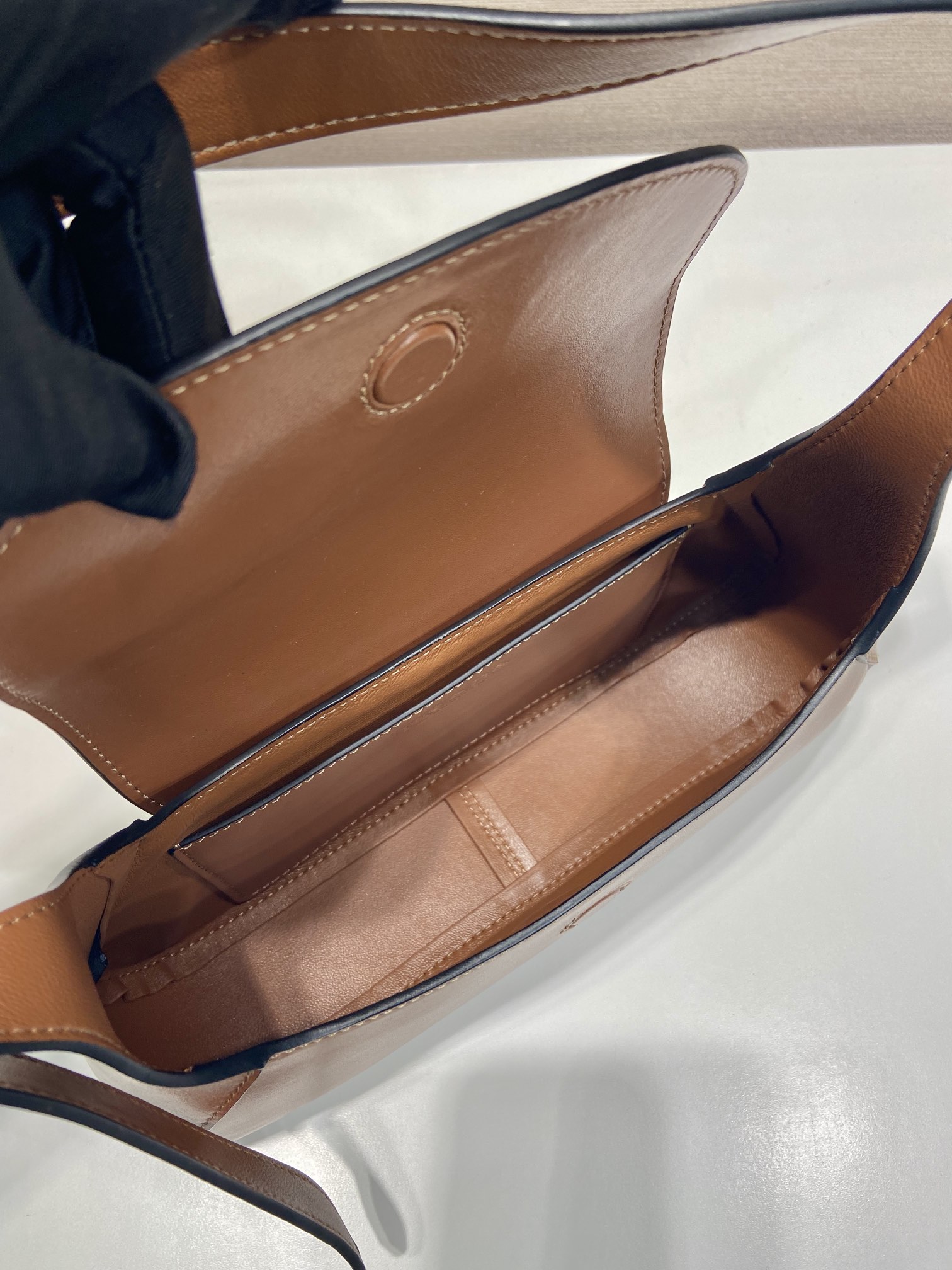 Pra*a crossbody bag 1bd358-24*15*5cm