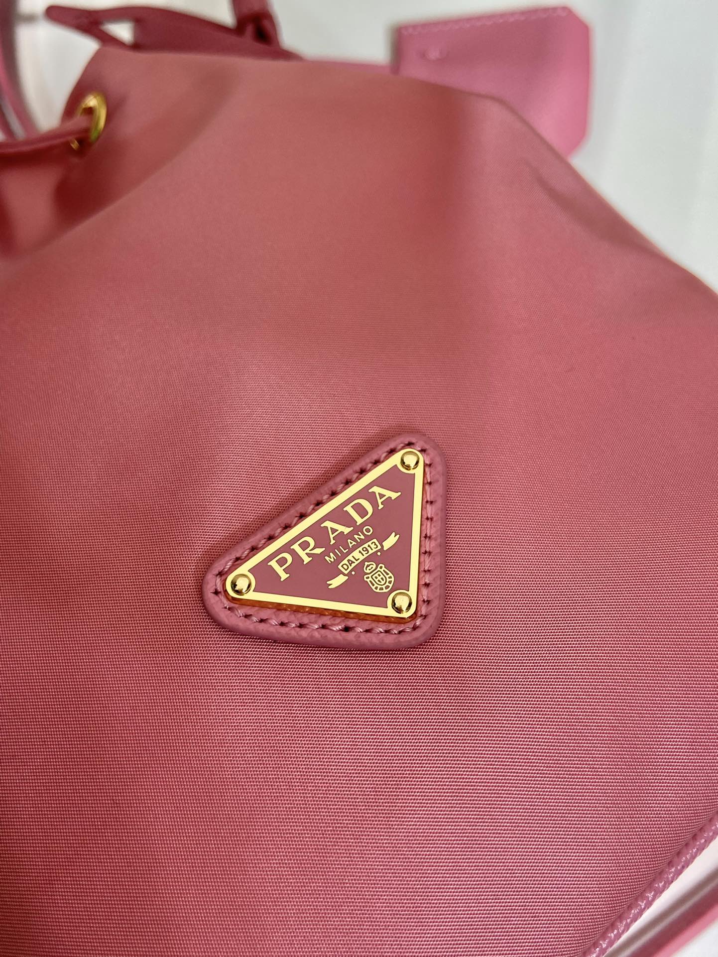 Pra*a 1be067 bucket bag-15.5*19.5*10cm