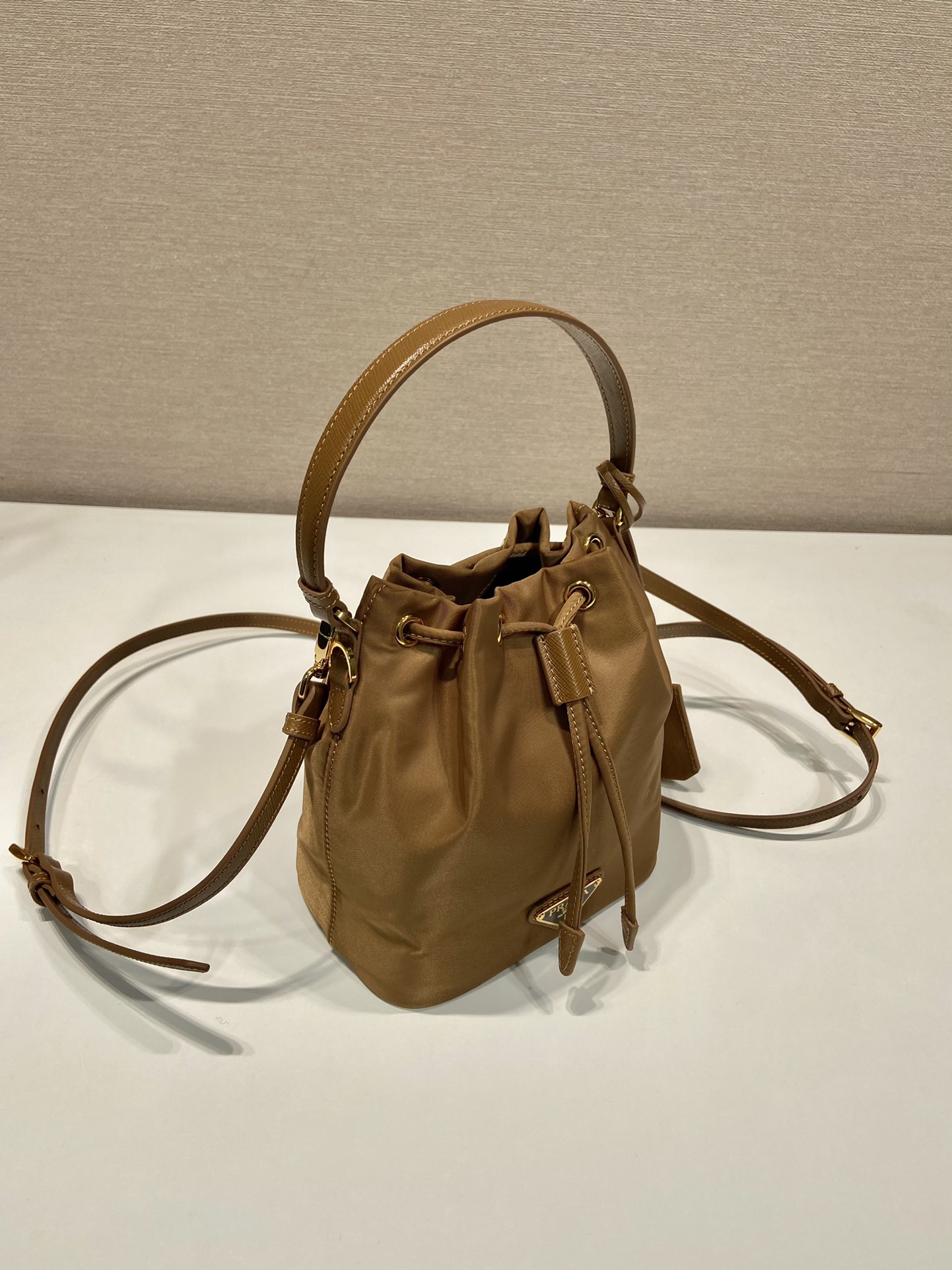 Pra*a 1be067 bucket bag-15.5*19.5*10cm
