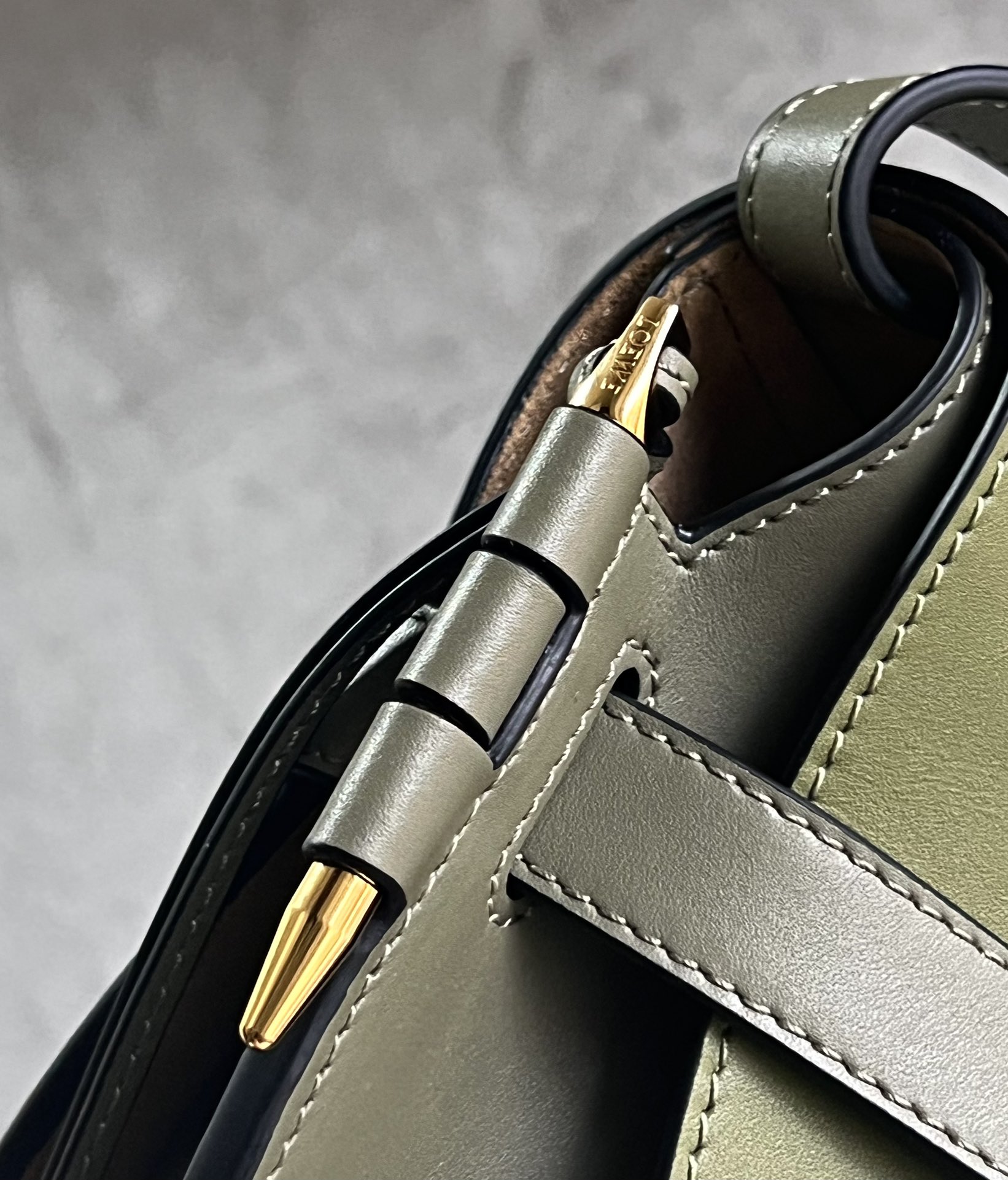 L0ew* puzzle gatedual bag-25*19*11.5cm