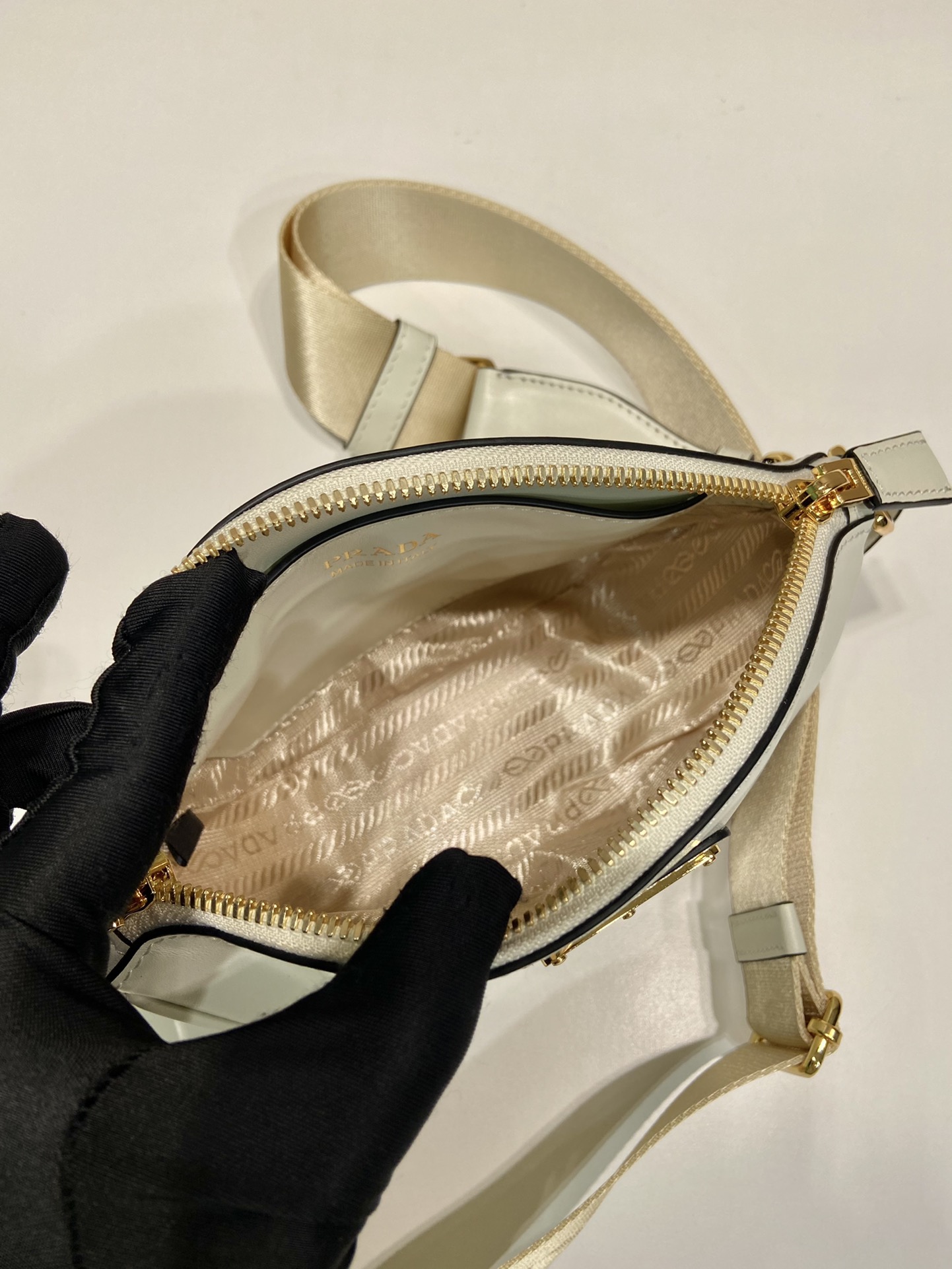 Pra*a 1bh212 crossbody bag-18*15*8cm