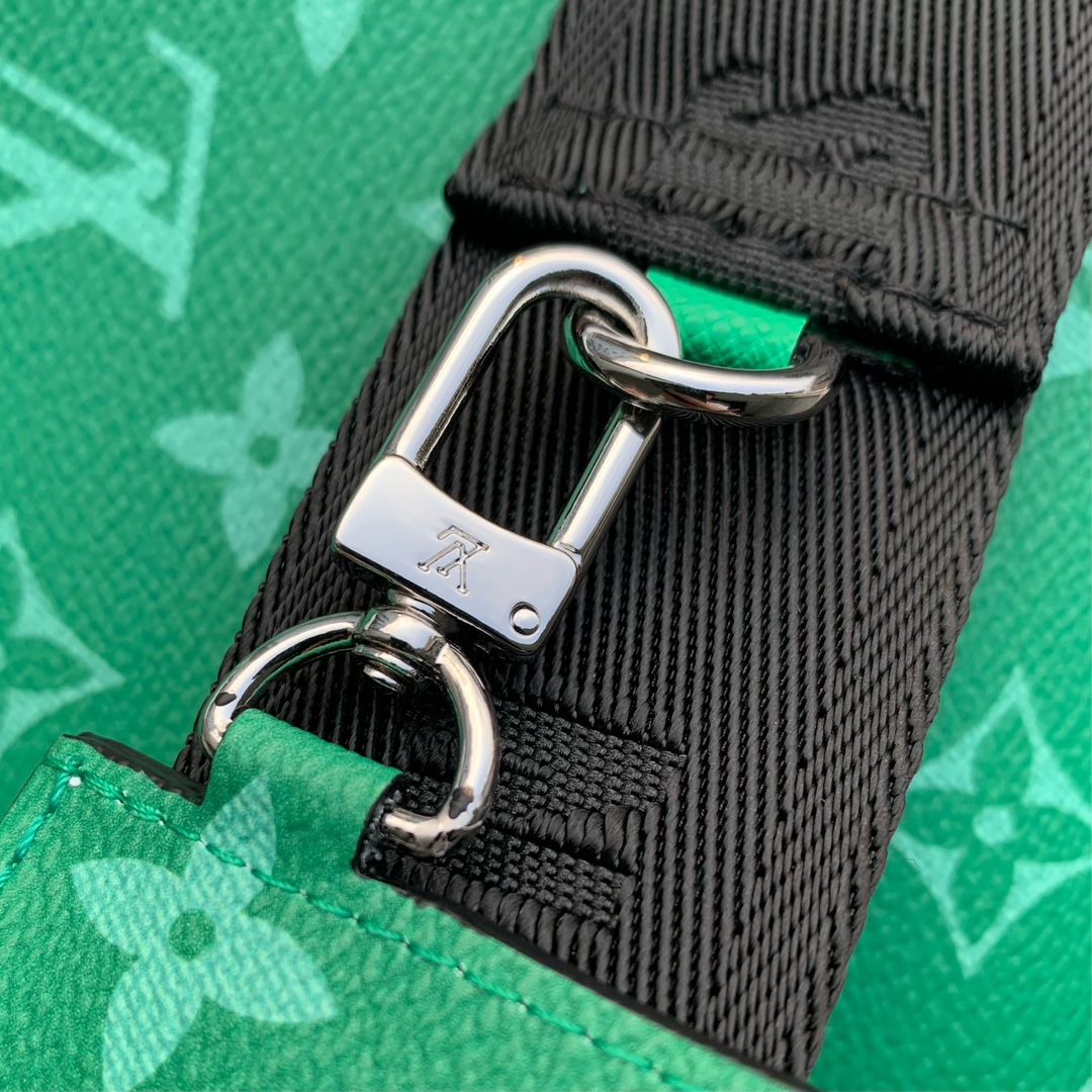 l0*is V*t0n alpha wearable bag-m22481-18.5 x 11.0 x 6.5cm