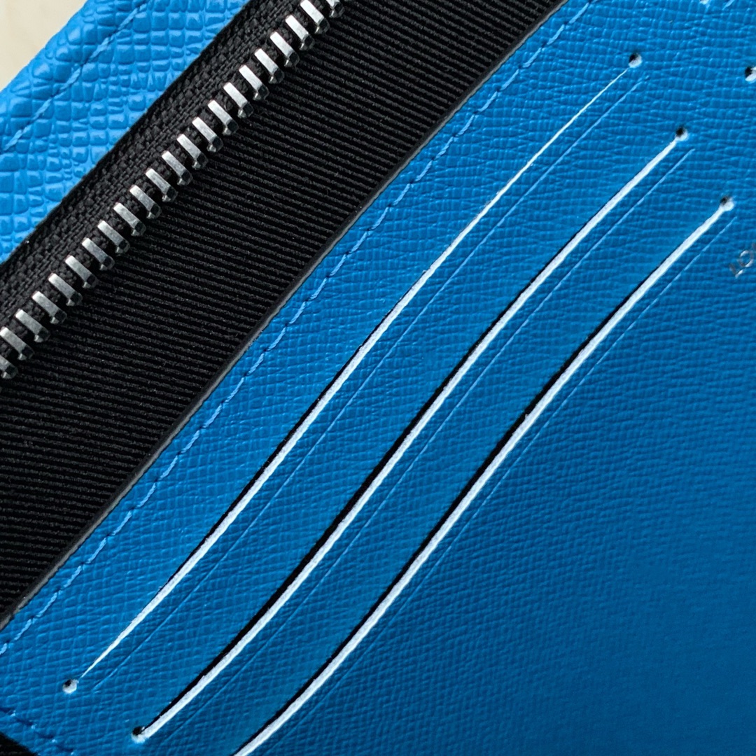 l0*is V*t0n pochette accessoires-26x20cm