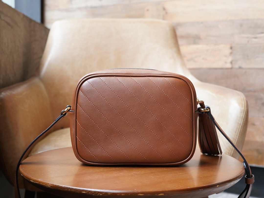 G*u*i blondie shoulder bag-21*15.5*5cm